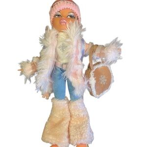 MGA Bratz Doll 2003 Wintertime Adventure Yasmin